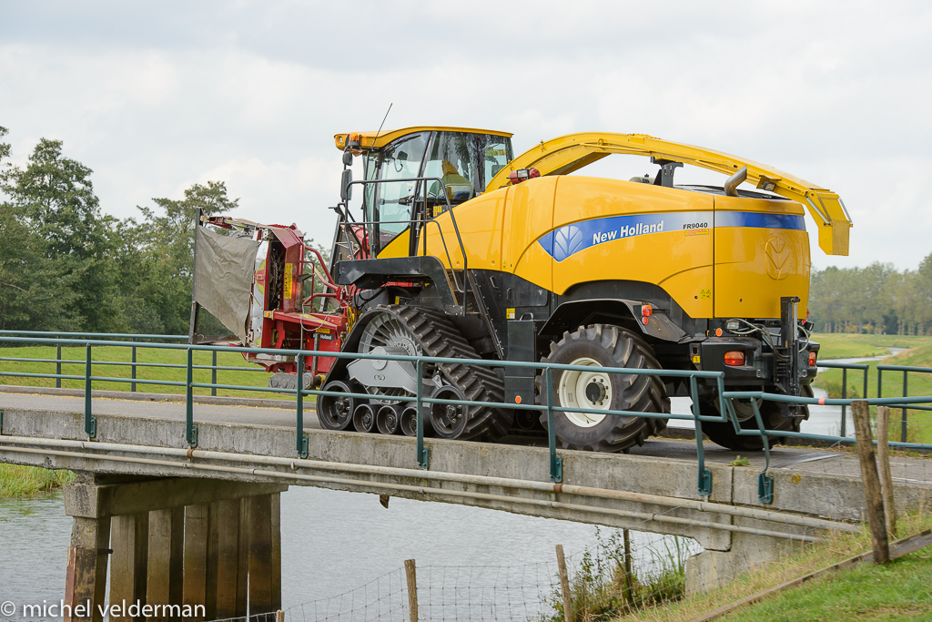 New Holland New Holland Fr Op Rups Lnb Bomhof Trekkerweb Nl