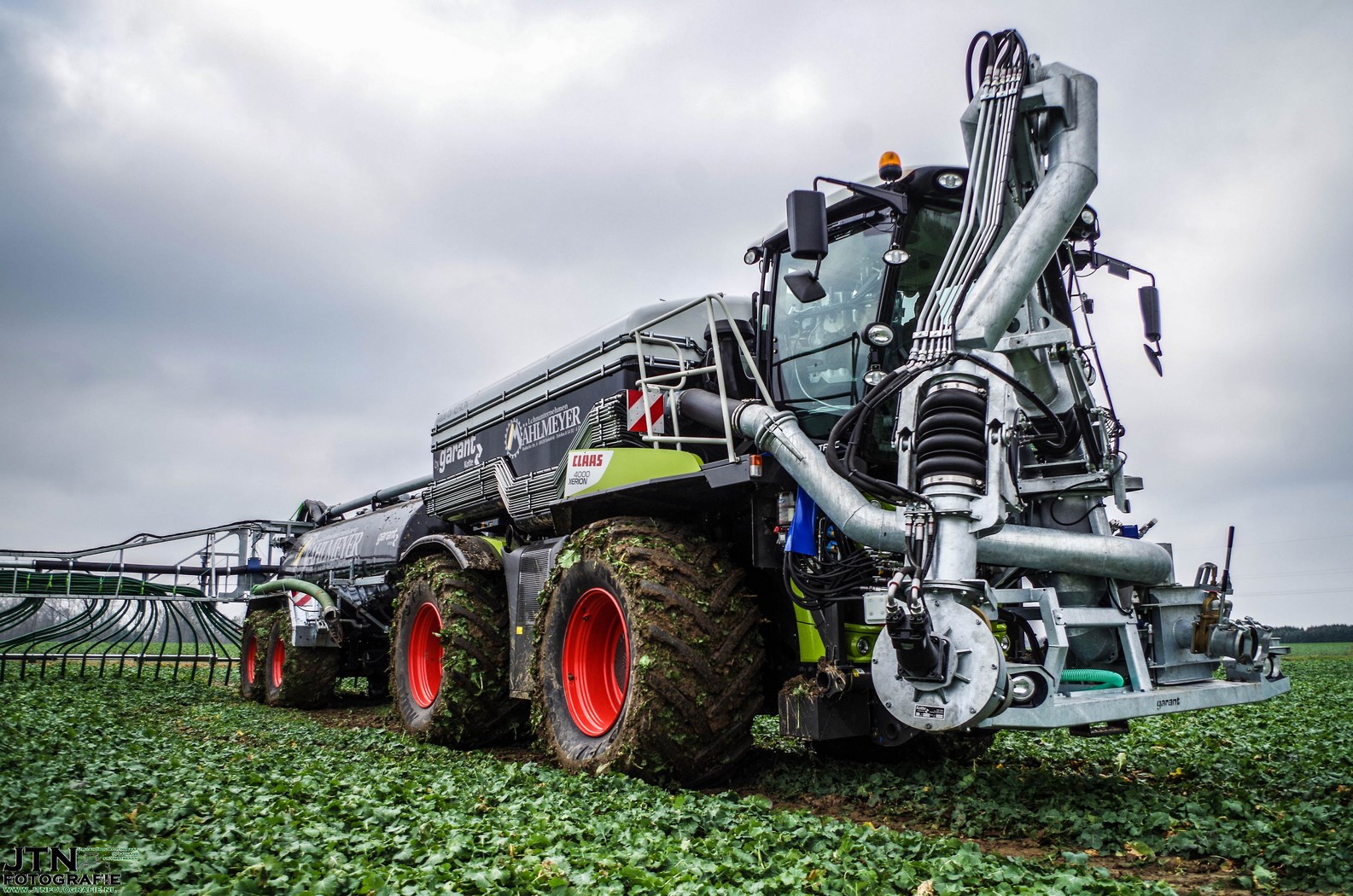 CLAAS Claas Xerion 4000 Saddle Trac Met Garant Kotte Mest Opbouw