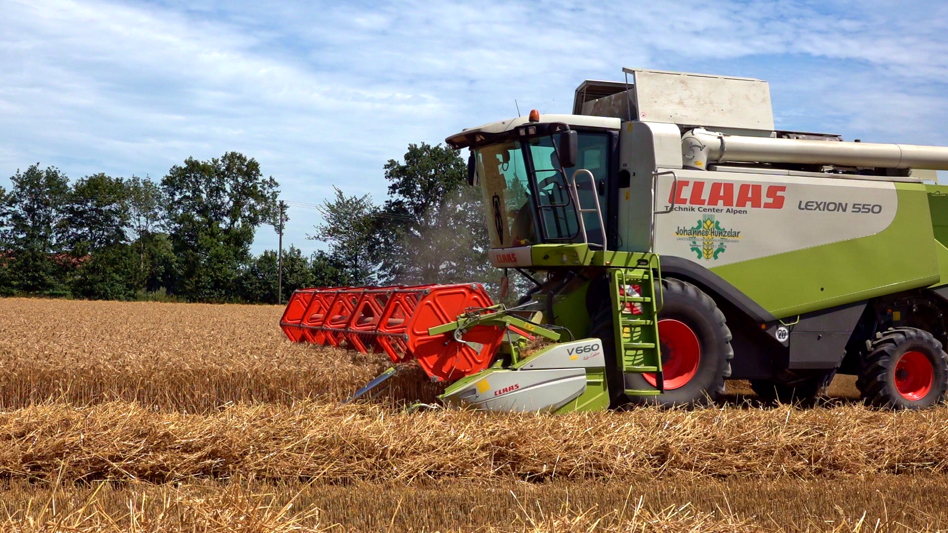 CLAAS Tarweoogst Met Claas Lexion 550 En Claas Lexion 540 C