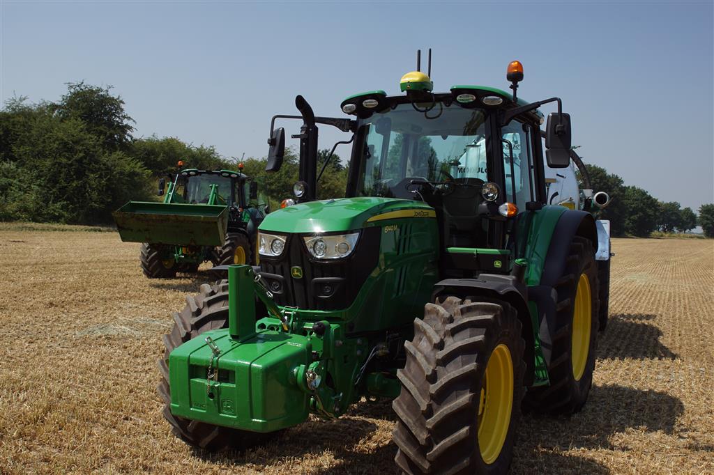 John Deere Splinternieuwe John Deere M Serie Trekkerweb Nl