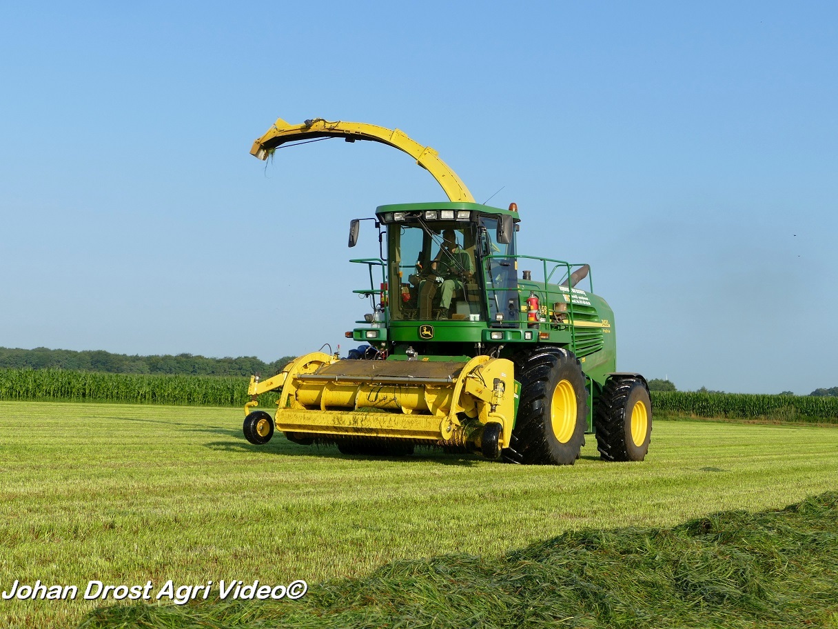 John Deere Gras Hakselen Met Een John Deere Prodrive