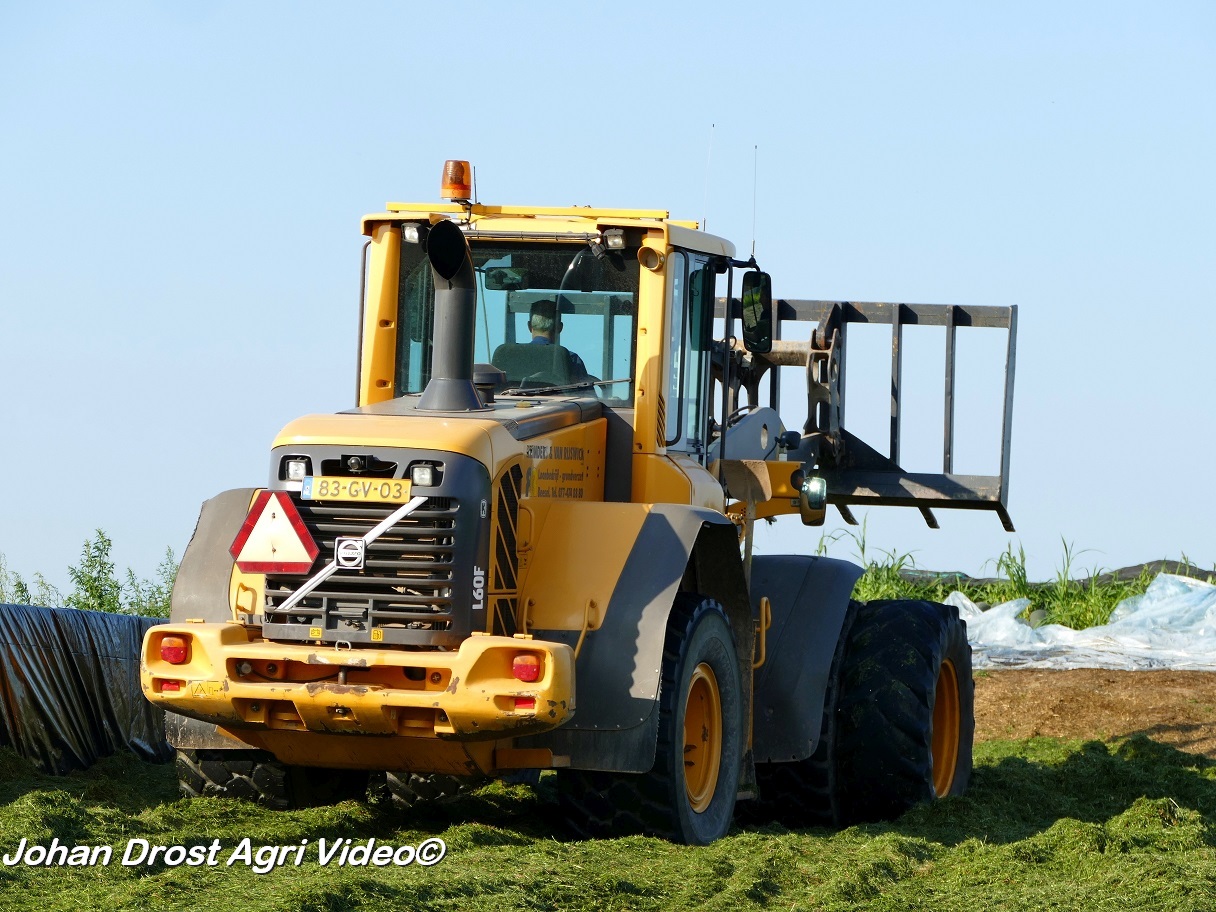 Gras Hakselen Met Een John Deere Prodrive Trekkerweb Nl