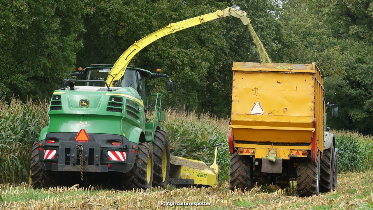 Maïs hakselen met John Deere 8300 hakselaar Trekkerweb nl