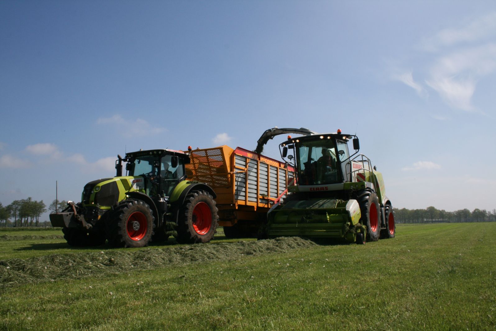 Claas Unicom Oost Eerste Snede Gras Hakselen Trekkerweb Nl