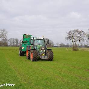 Fendt Fendt Vario Tms Met Tebbe Meststrooier Trekkerweb Nl