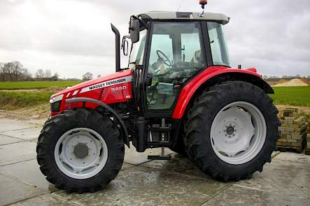 MF 5450 Dyna- 4 - Motor: 4- cilinder Perkins - Vermogen: 105 pk - Transmissie: MF Dyna- 4 speedmatching