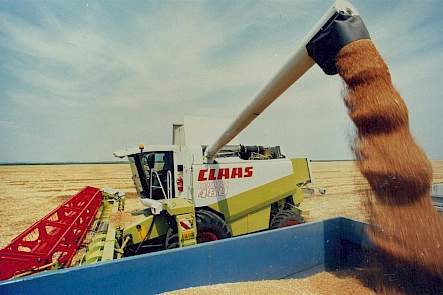 In 1995 CLAAS introduced the first LEXION models to the market.