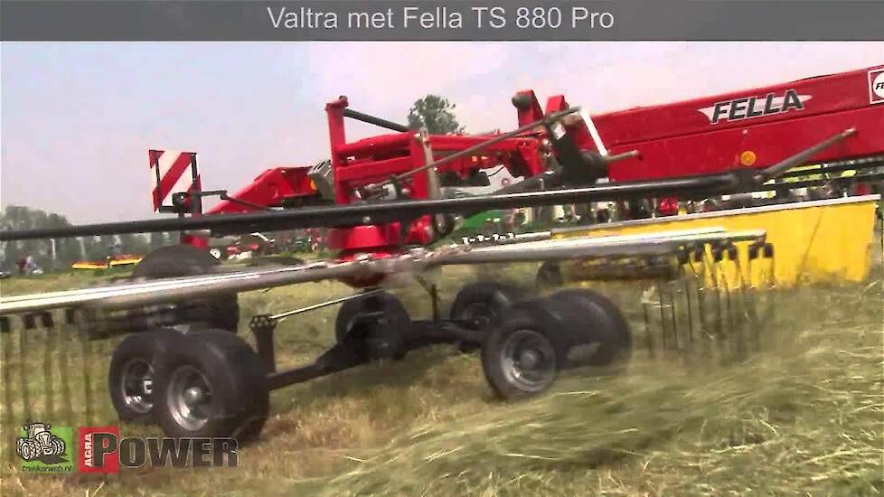 Valtra met Fella TS 880 Pro