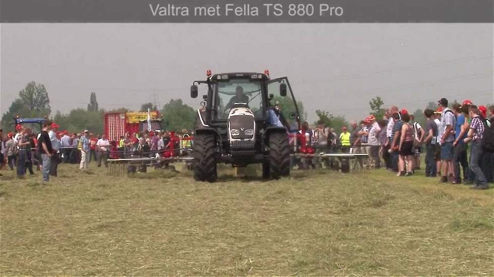 Valtra met Fella TS 880 Pro