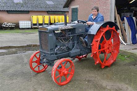 De International W-12 is de ene oudste trekker uit de collectie van Fishwick. Het trekkertje is van 1934.
