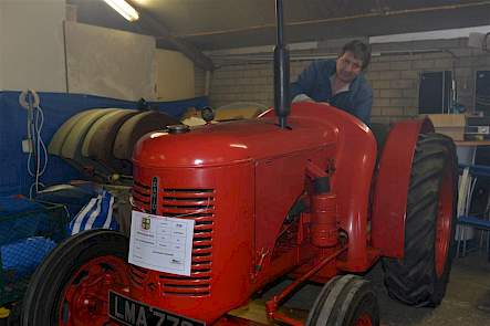 Deze David Brown Cropmaster was de eerste trekker die de vader van John Fishwick ooit aanschafte.