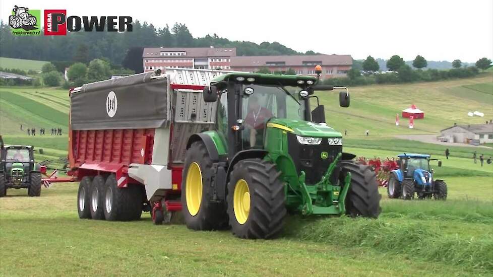 Lely Field Days 2012 - Machines at work