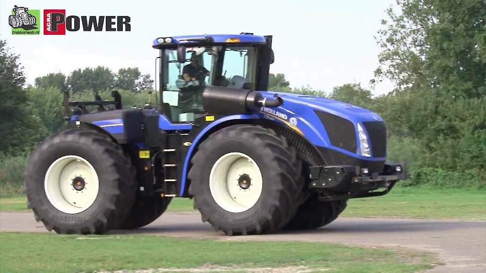 New Holland T9.560 op AgroTechniek Holland 2012