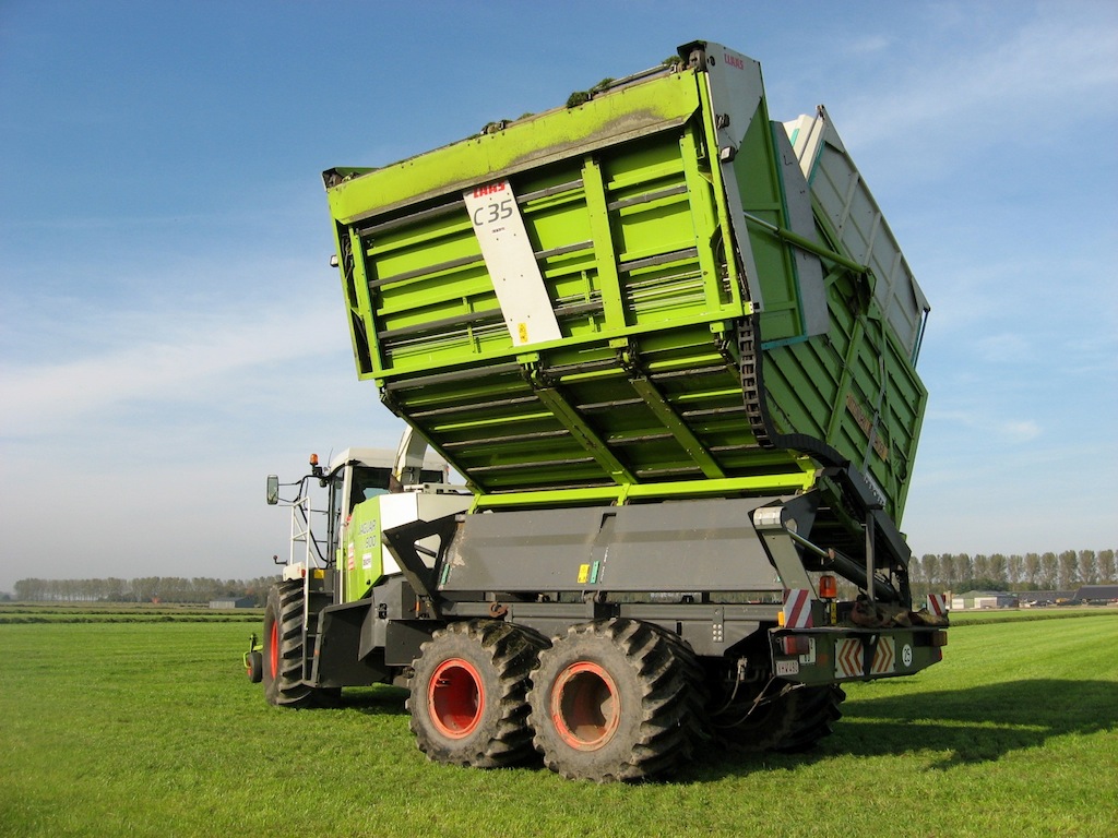 Claas jaguar 900