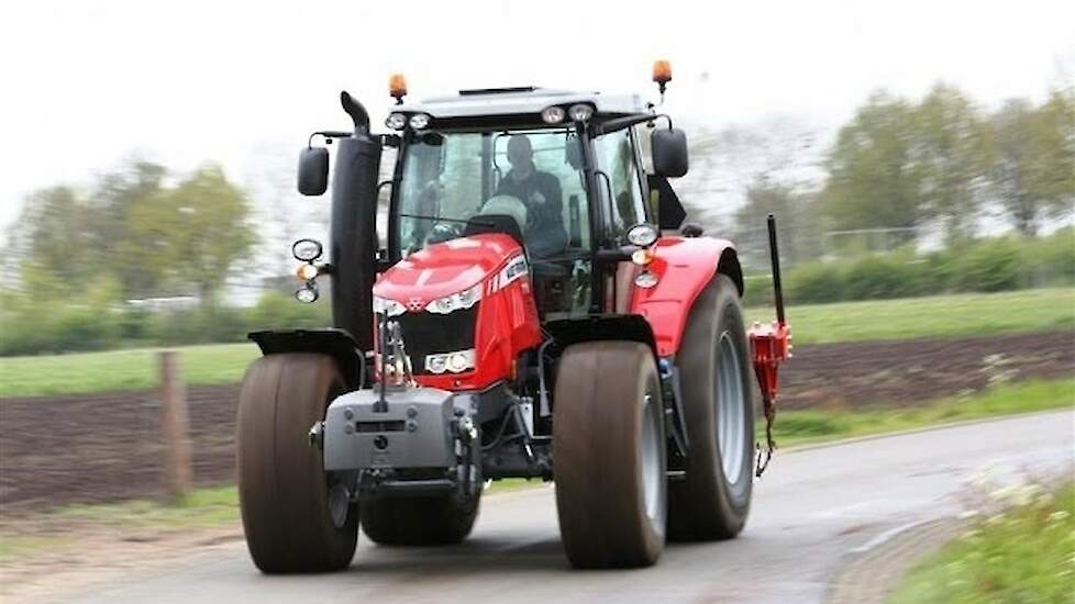 Trekkerwebtest Massey Ferguson 7718 Dyna-VT Exclusive  ➥ ✍ vakblad Trekkerweb