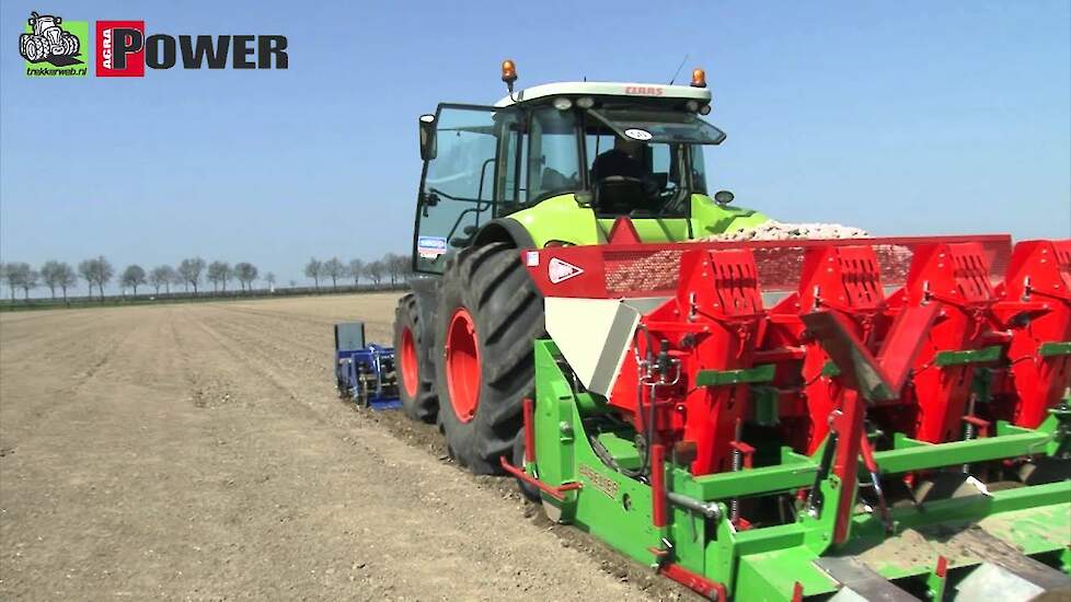 Claas Axion 820 met Wifo Fap 310w aardappelpoter