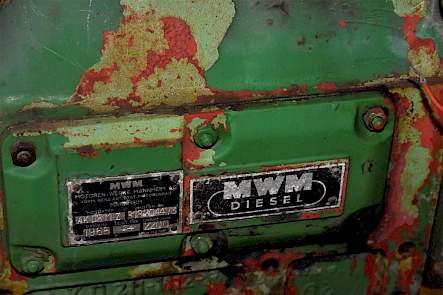 Net als de andere drie Feldmeisters heeft ook de groene WL24 een luchtgekoelde MWM-motor.