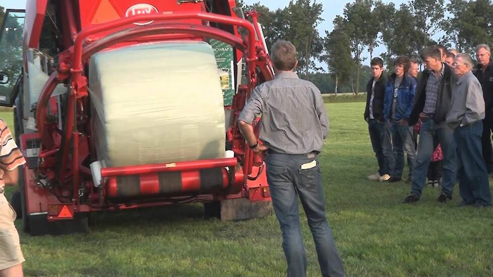 Lely Welger RPC 445 Tornado - Trekkerweb