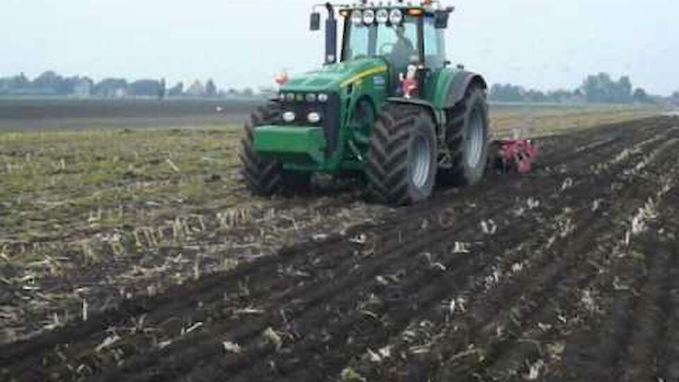 Loonbedrijf de Wit  John Deere 8530  Sumo Trio - Trekkerweb.nl