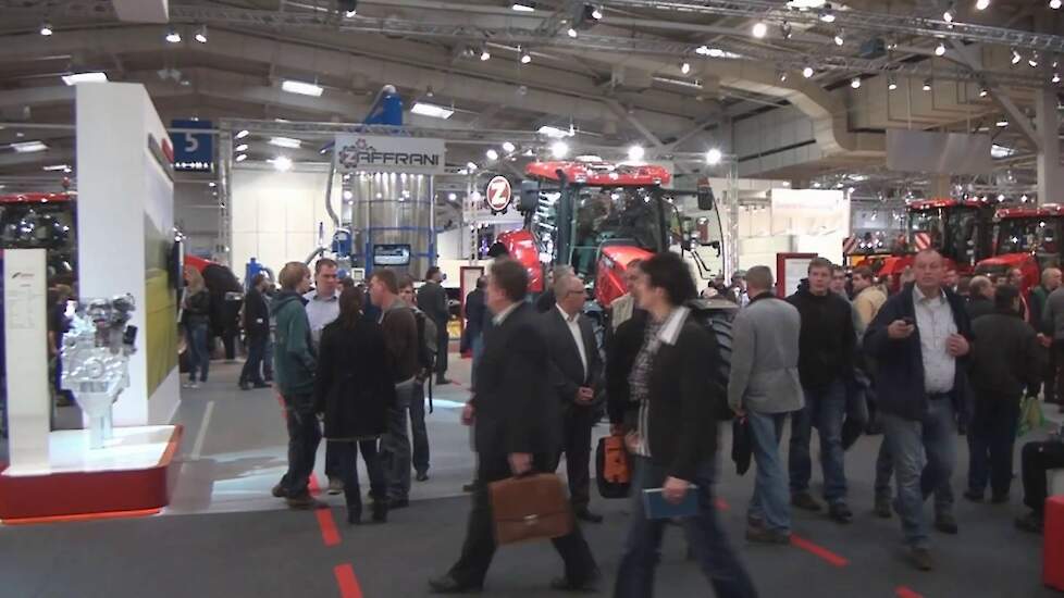 Case-IH Red Power op de Agritechnica beurs Trekkerweb