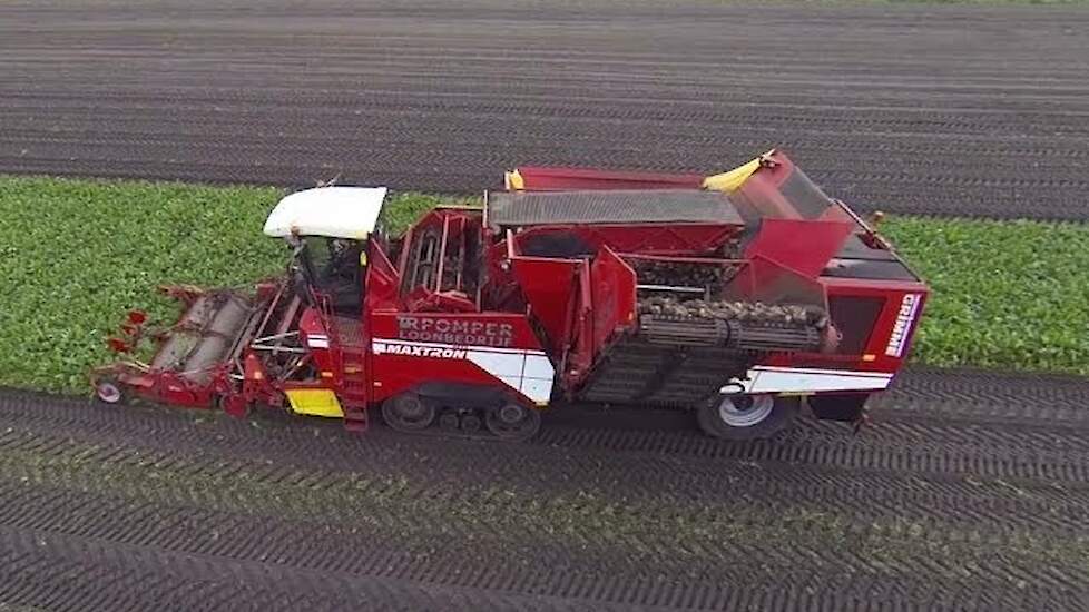 Bietenrooien met de Grimme Maxtron 630 gefilmd vanuit de lucht Trekkerweb