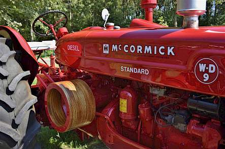 De McCormick W-D9 uit 1947 was in zijn tijd de grootste trekker die het IH-concern leverde.
