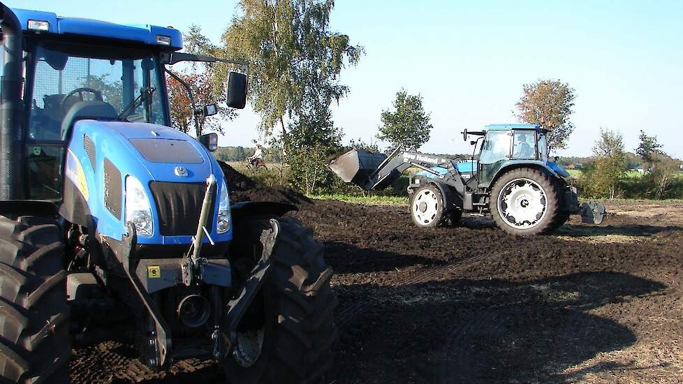 Compost strooien Strautmann  New Holland TVT Trekkerweb