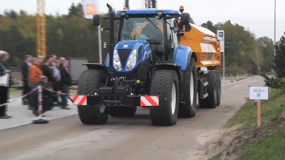 Remproef weg met land-/bouwverkeer Cumela Nederland Trekkerweb remmen