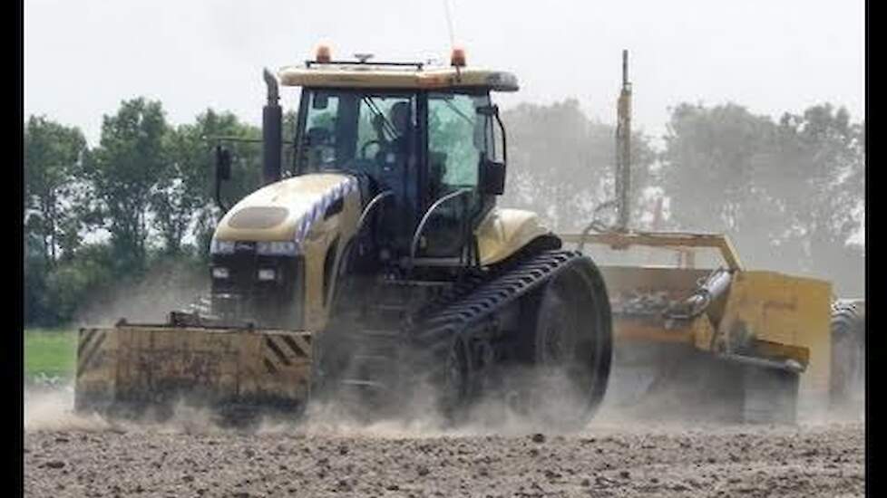 Challenger MT765 loonbedrijf Klaas Fekkes Trekkerweb.nl