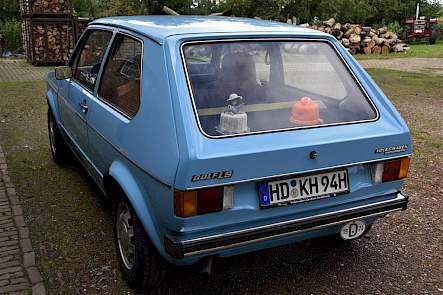 Deze Volkswagen Golf is de hobby van Hilko. De wagen is van 1974, het geboortejaar van de Golf. Zeldzaam aan de auto zijn de kleur Miami-blauw en het feit dat het een automaat is. Hilko woont in Heidelberg, vandaar het Duitse kenteken met de begin letters HD van 'kreis' Heidelberg.