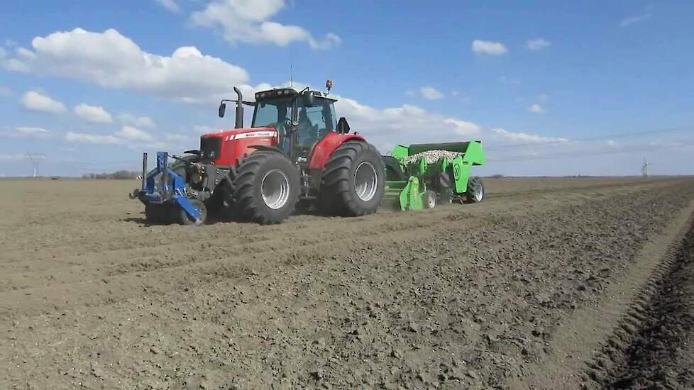 Voorjaar is voor Miedema weer begonnen in Oostelijk Flevoland Trekkerweb