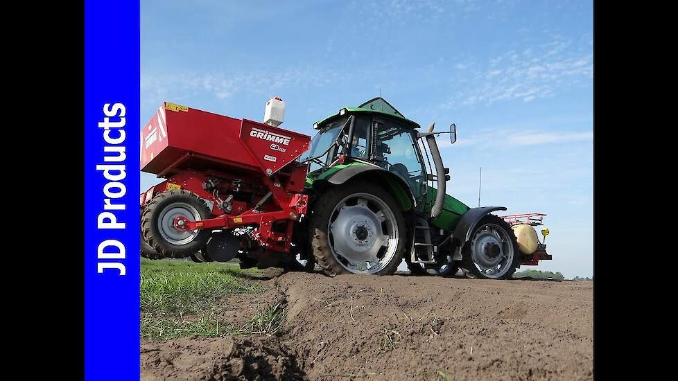 Deutz Agrotron 115 /Pootaardappels poten/ Planting Potatoes/ Overbeeke Dronten/ Nunspeet