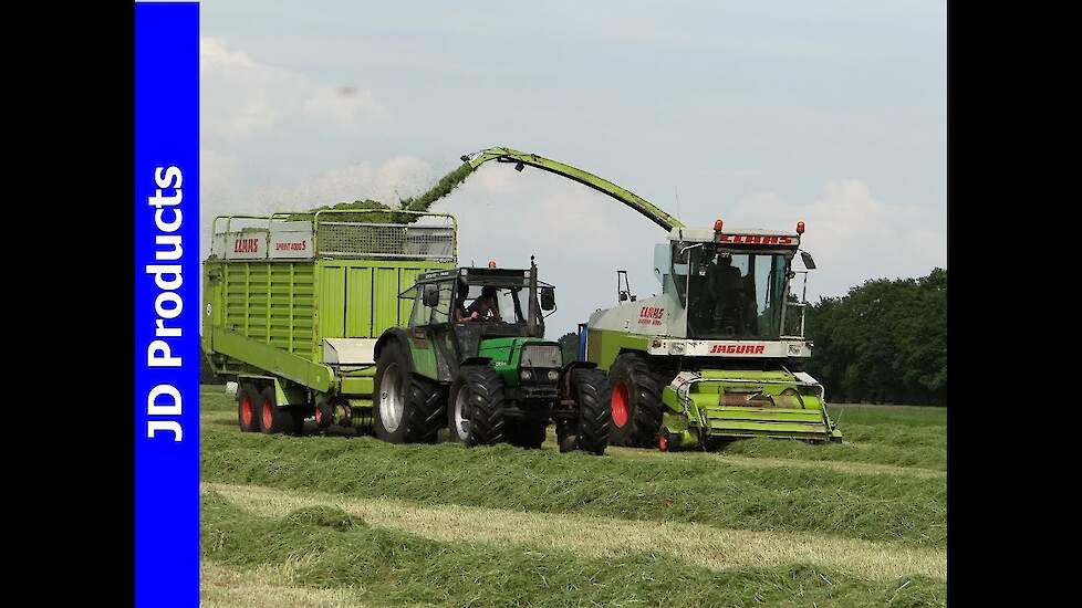 Claas Jaquar 690sl/ Gras hakselen/ Grass silage/ Hulshorst/ the Netherlands/ Deutz