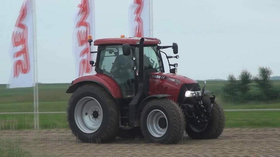 Primeur rijden met de Case-IH Maxxum130 CVX EP Trekkerweb