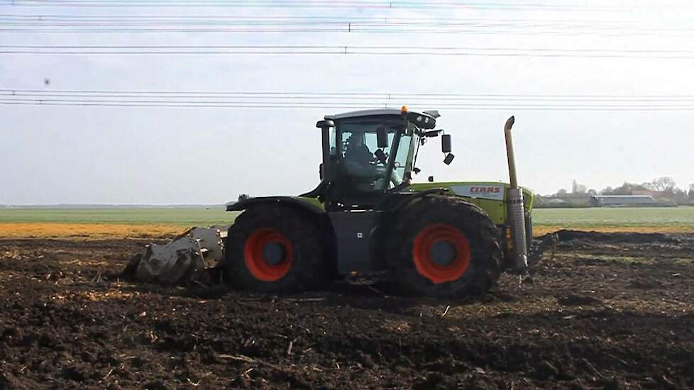 Stobben frezen met Claas Xerion 3800 Trac VC - Trekkerweb