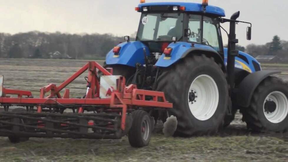 New Holland T7540 met Evers schijveneg Trekkerweb