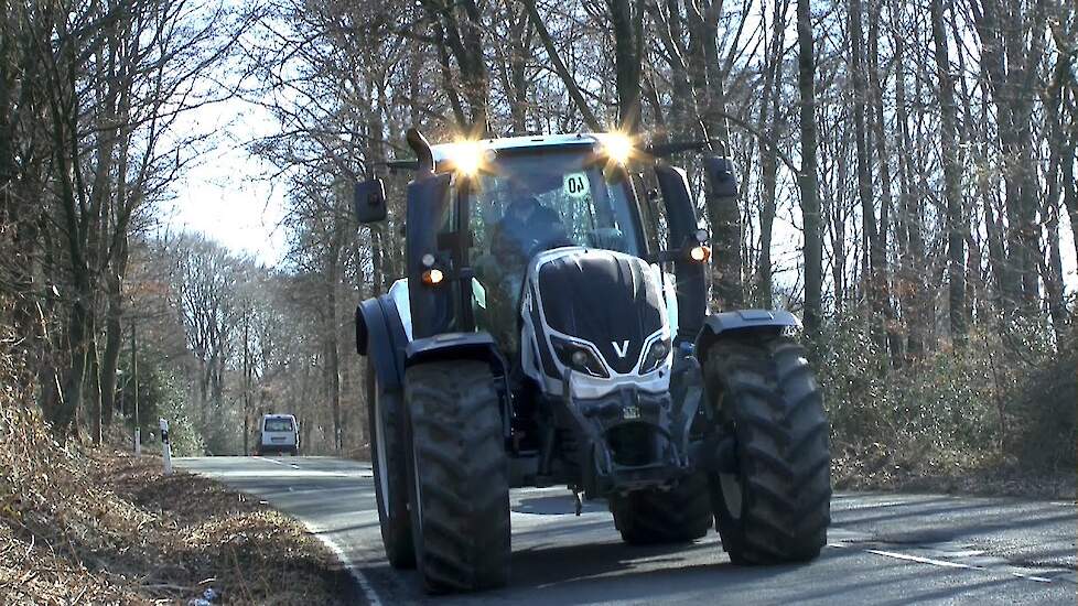 Valtra T4-Serie bij de Valtra Demo-Tour 2015 Trekkerweb