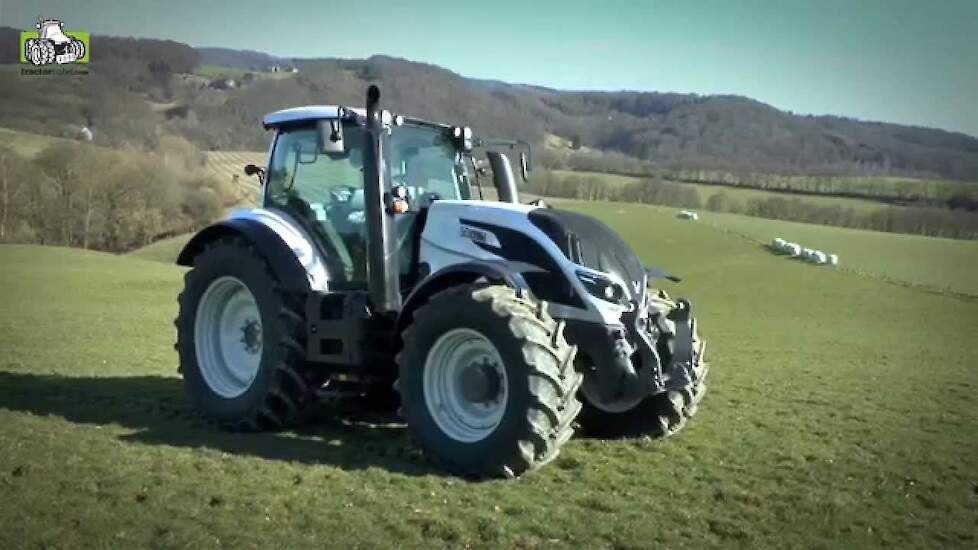 Demo Tour Valtra T4 serie Duitsland Trekkerweb