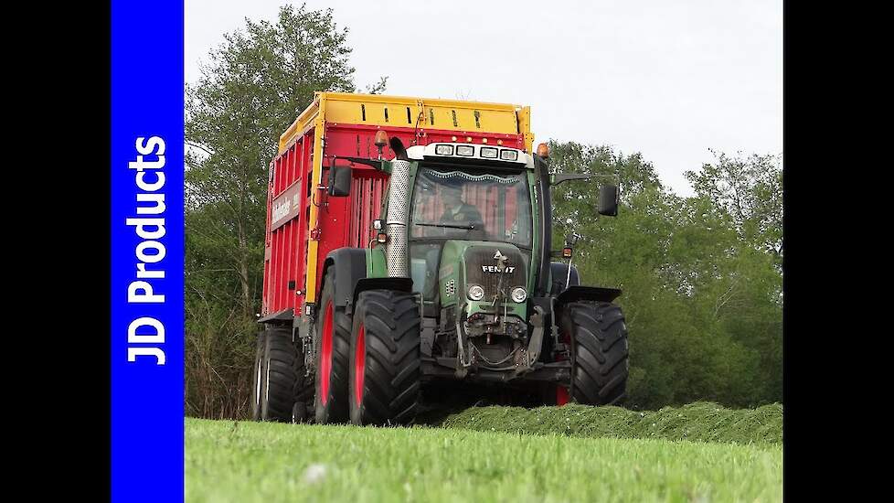 Fendt 718/Gras/Inkuilen/Oprapen/Grass Silage/Nunspeet/Frens/Schuitemaker