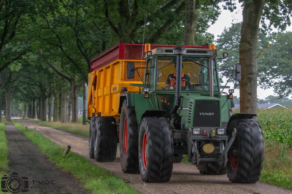 Grimme › Grimme Varitron 470 Aan Het Rooien In De Regen | Trekkerweb.nl ...