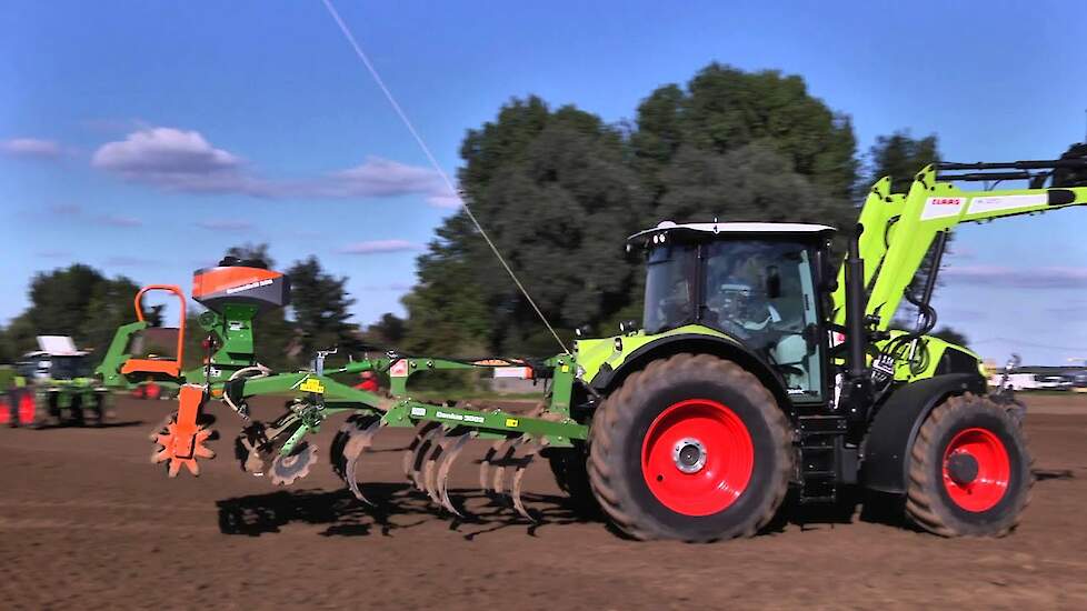 Claas in actie werktuigen dagen Oudenaarde Trekkerweb