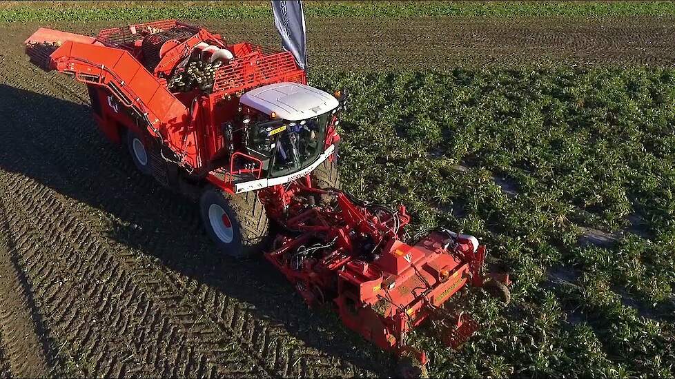 Vervaet Q-series bietenrooier demo Trekkerweb sugar beet harvest