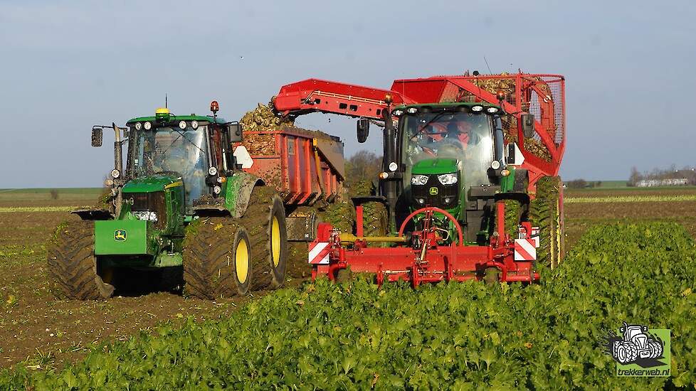 Grimme Rootster 604 en de Grimme Maxtron II 620  -Trekkerweb