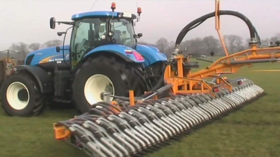 Loonbedrijf Brak Agrometer New Holland T7040 - Trekkerweb.nl