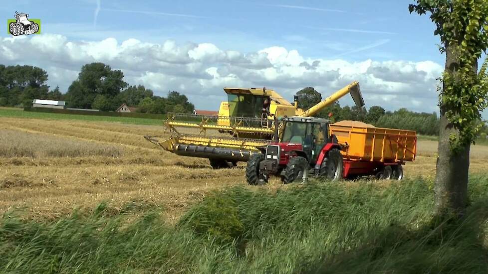 Sperry New Holland 8080 in de wintertarwe Trekkerweb