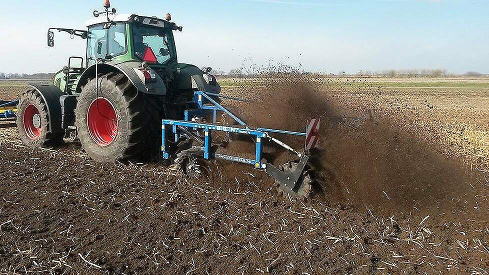 Groenbemester te lijf met Hektor Gigant Heerema Agri-Service Trekkerweb