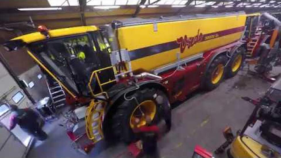 Een Vredo VT7028-3 bouwen in één minuut en 36 seconden! Trekkerweb