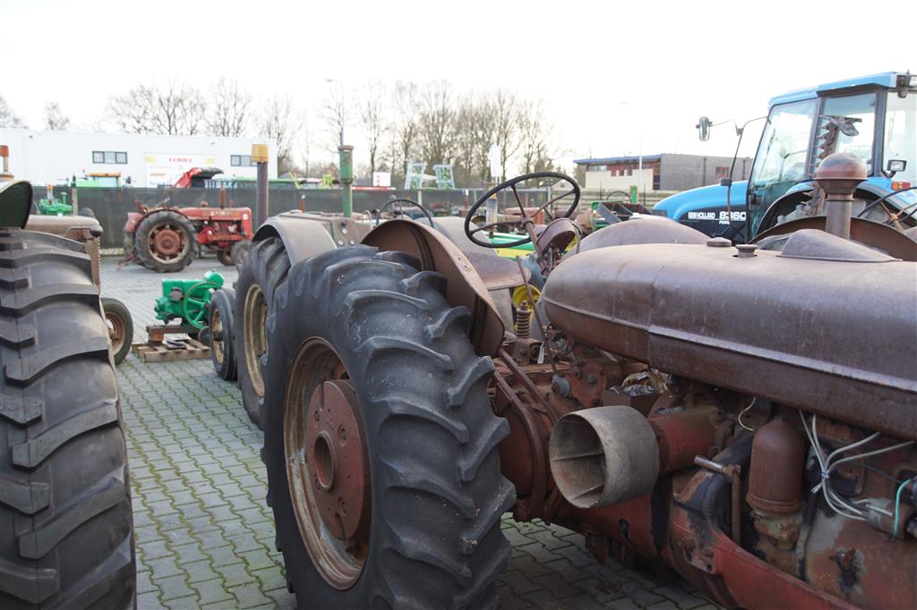 Prachtige Agrarische Oldtimer Tractoren In De Veiling | Trekkerweb.nl ...