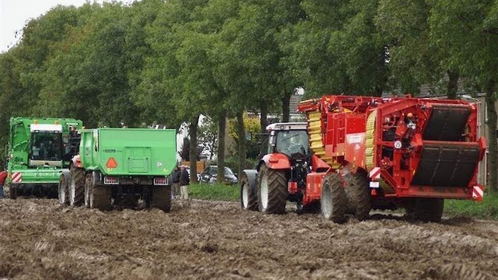 Zware omstandigheden bij Potato Europe in Emmeloord  Trekkerweb