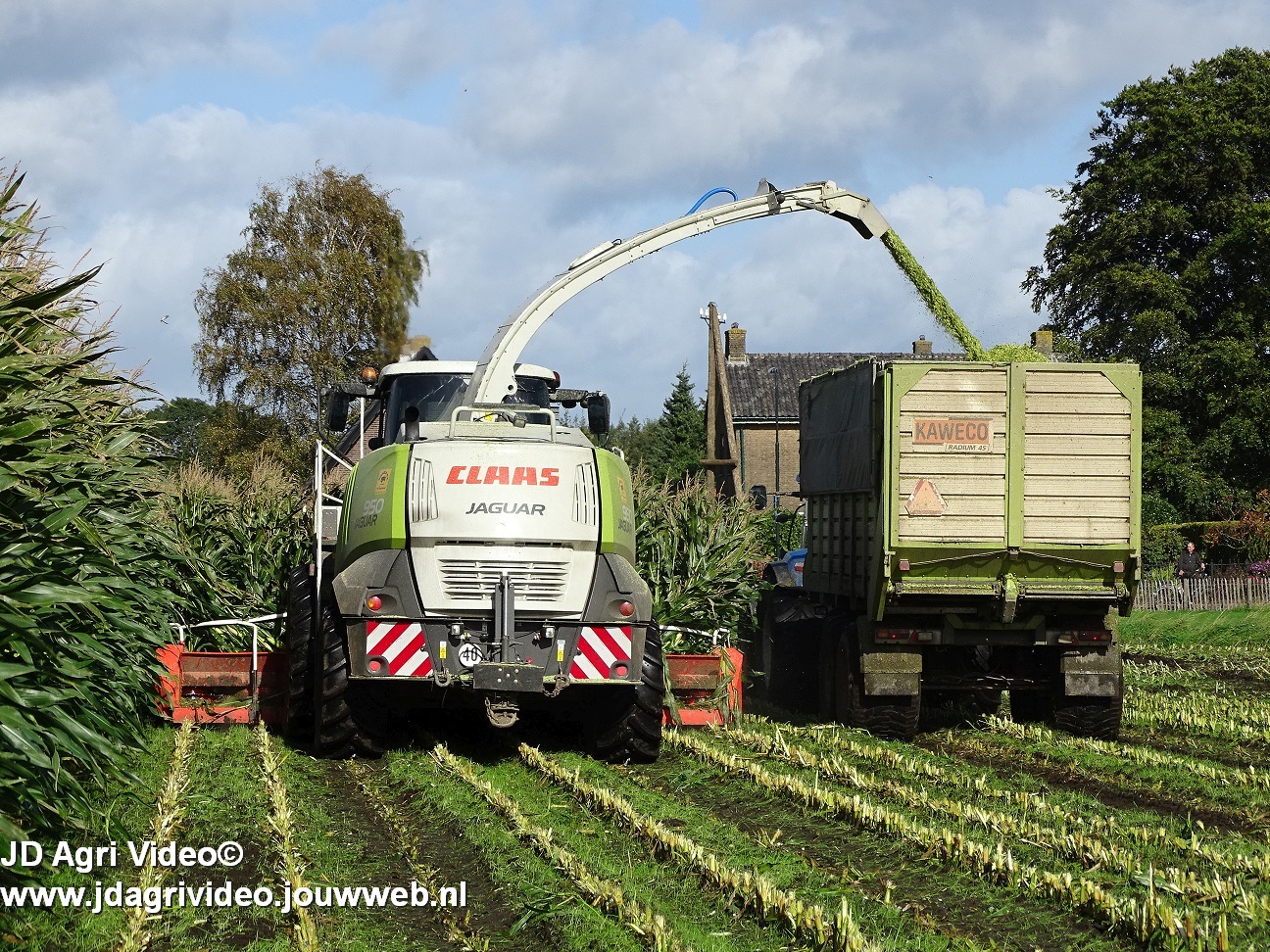 Loonbedrijf Nikkels Uit Teuge Aan Het Mais Hakselen | Trekkerweb.nl ...